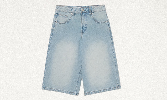 Σορτς για εκείνη